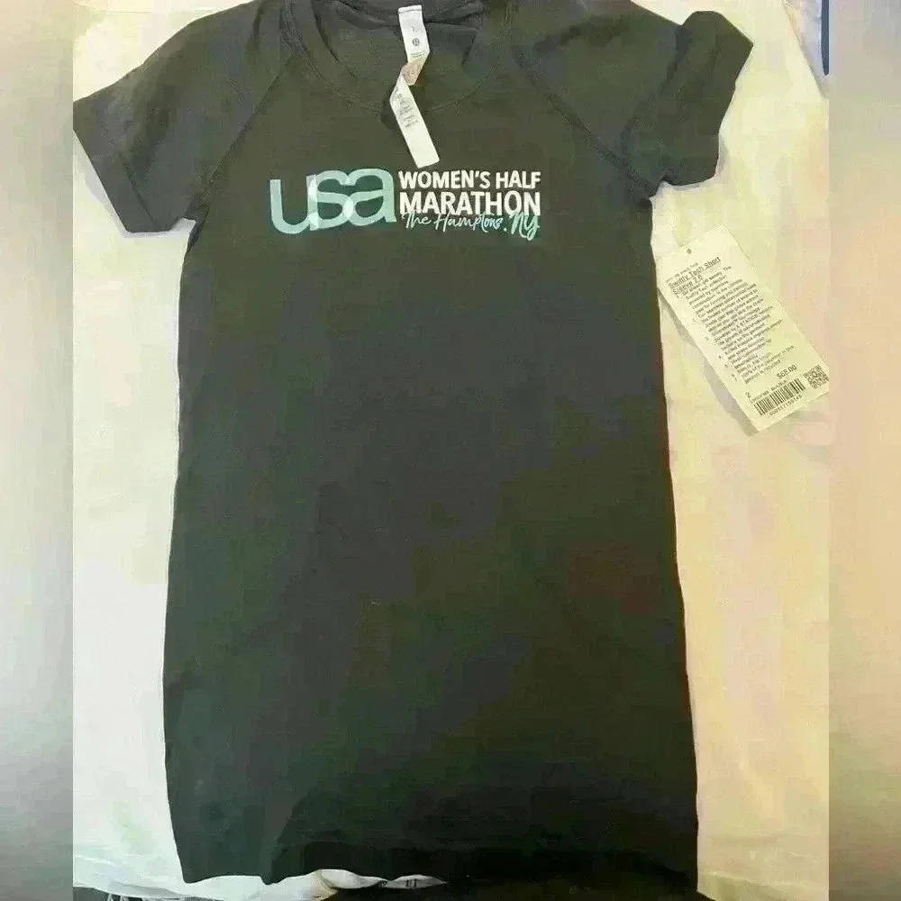 Lululemon Women’s Swiftly Tech Short Sleeve 2.0 size 2 NWT